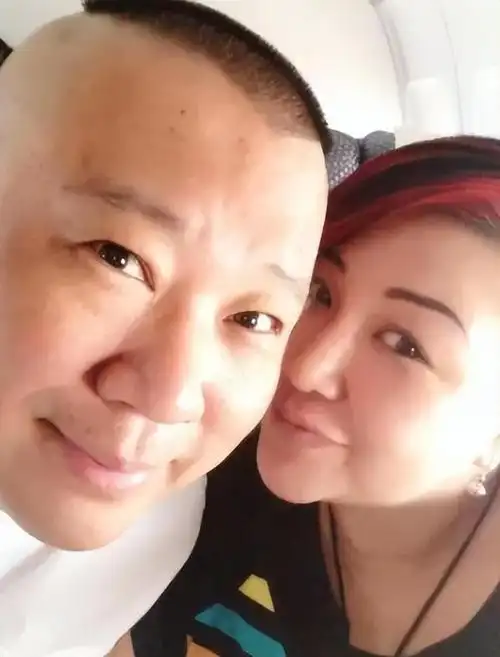 同是郭德纲基因前妻儿子和后妻儿子一对比差距一目了然