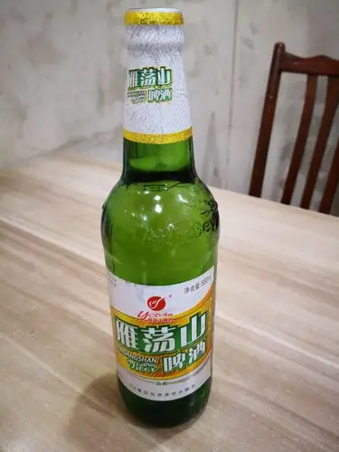 绍兴转动车到雁荡山再坐公交到景区,品雁荡山啤酒.