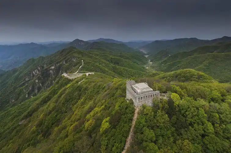 初夏万里长城第一楼 九眼楼群山叠翠