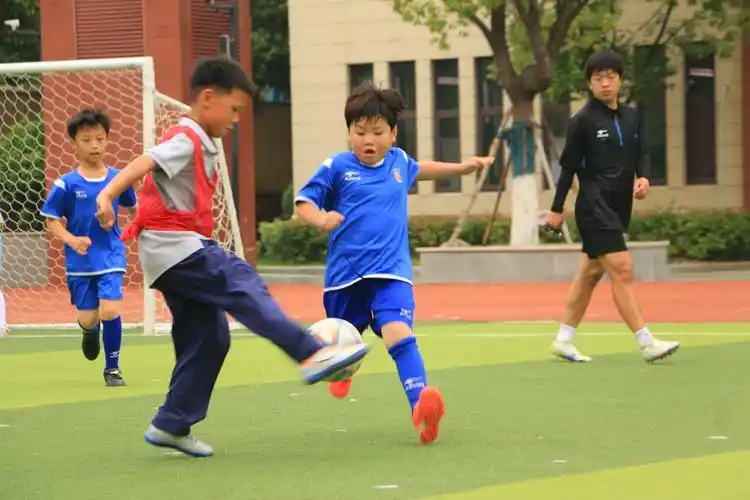 校足联赛 燃爆绿茵——南京市金陵小学(仙林湖校区)"校长杯"校园足球