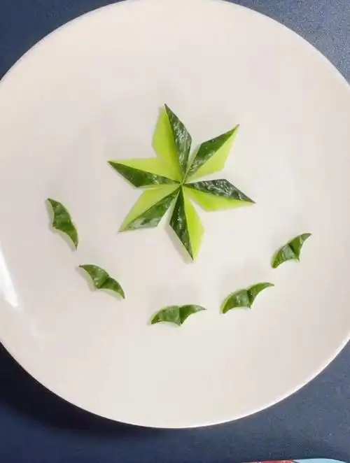 简单又好看的黄瓜盘饰创意做法教程