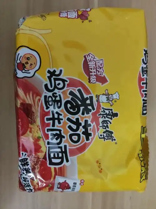 美味速食,康师傅番茄鸡蛋牛肉面.