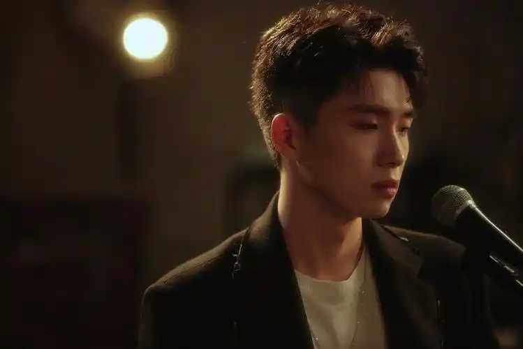 有没有截到好看的图!  曹杨曹杨新歌走散