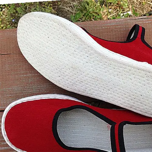 纯手工千层底布鞋女士一带方口手纳加厚纯棉布底鞋红色老北京布鞋图片