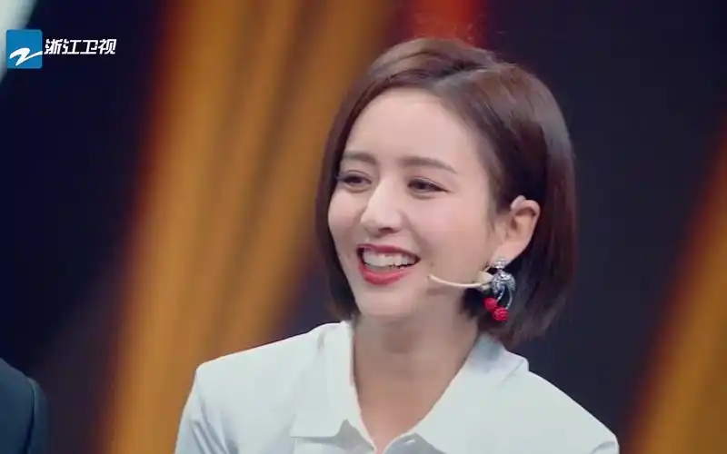 王牌对王牌第5季佟丽娅变哆啦a梦包里神器太多了