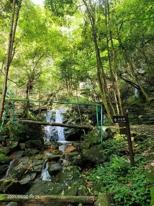 武陵岩奇峡景区