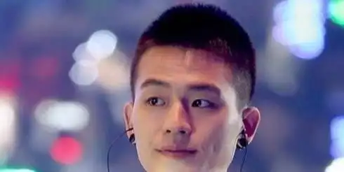 一个平凡年轻最具潜力男演员|我和我的祖国|欧豪|演技_新浪新闻