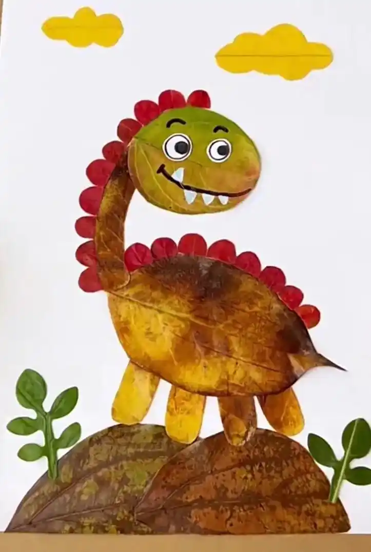 秋天的落叶手工 #树叶粘贴画 #幼儿园秋天环创 - 抖音