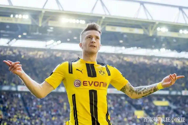 世界上最帅的五大足球明星,第一酷似渣渣辉