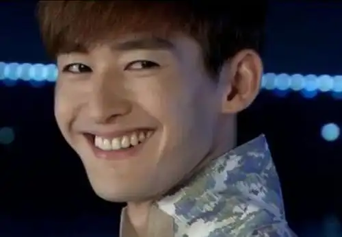 同款白牙还比如张翰