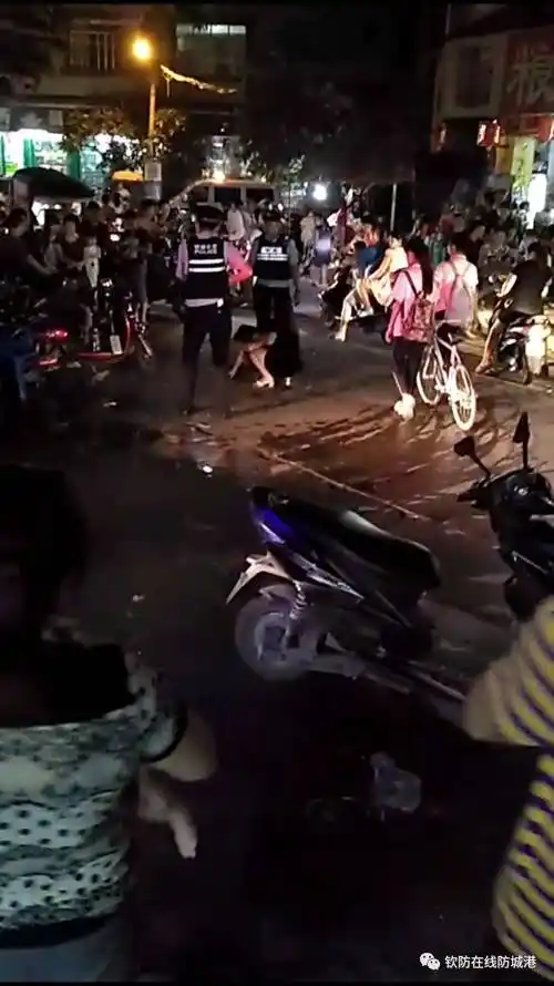 防城港菜市路口打架打死两只人?真相在此!