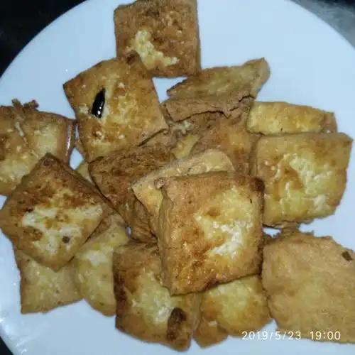 第2步(油炸老豆腐的做法)