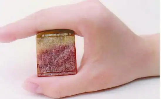 百万字红楼梦微雕石头上最小字只米粒的165
