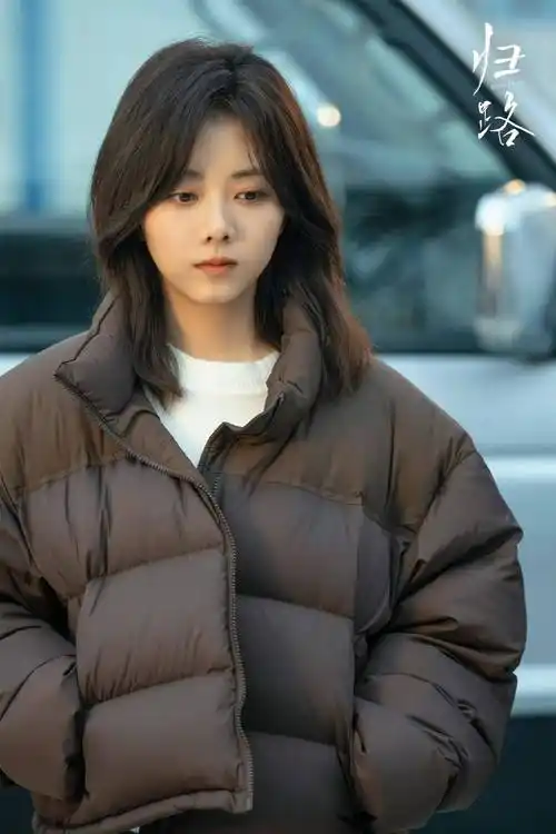 谭松韵《归路》剧照合集:青春灵动,俏美可爱