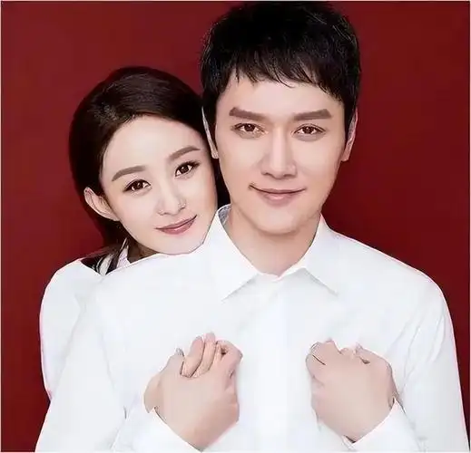 赵丽颖带儿子畅游动物园,罕晒母子合照秀幸福,5岁想想身高优越