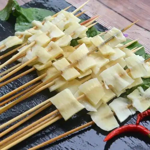 牛板筋串批发烧烤半成品家庭户外铁板冷冻批发肉串串批发腾旺纳跃面筋