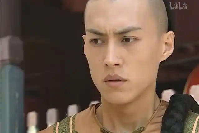 豆瓣评分35收视却双台破2妈妈们为何独爱靳东