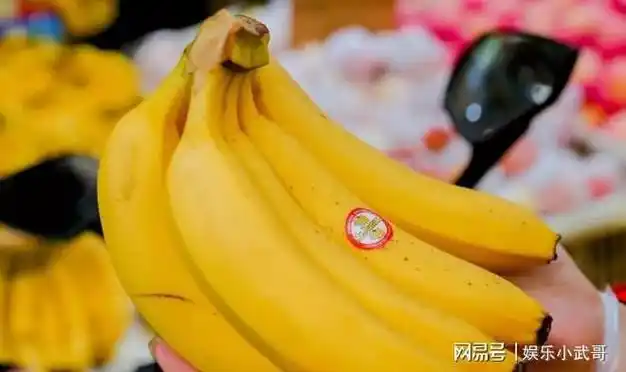 香蕉怎么保存?不要直接放进冰箱,教您一个妙招,能放半