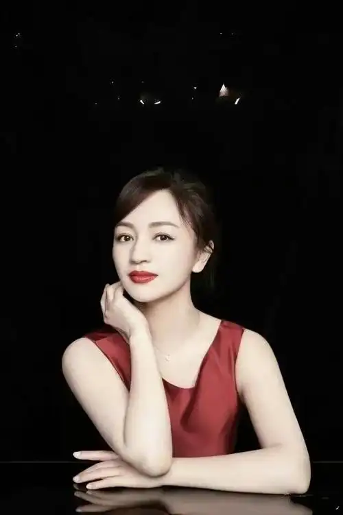 罗海琼好漂亮|华鼎奖|演员|女演员_网易订阅