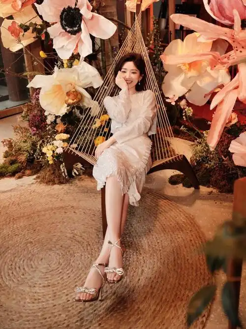 毛晓彤最美写真套图曝光网友惊呼最后一张没有忍住壁纸了