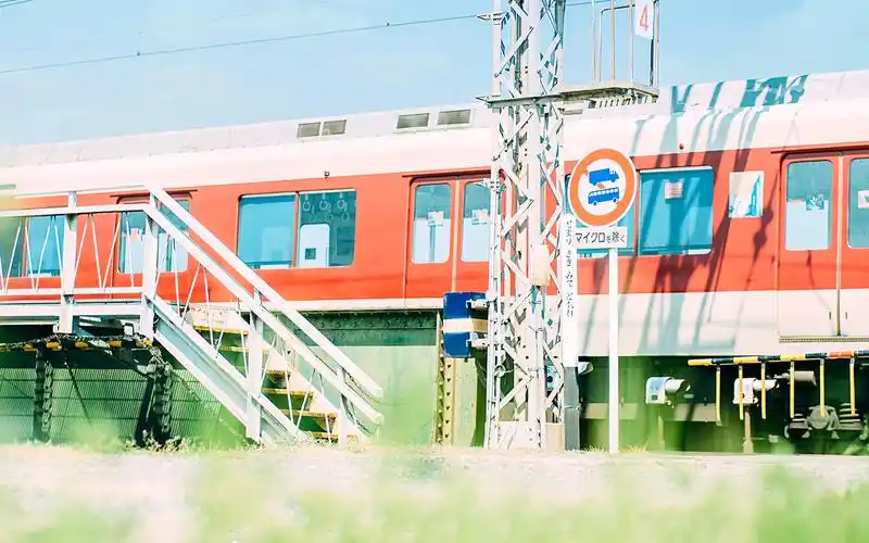 日系小清新风街道风景唯美高清桌面壁纸