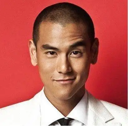 痞帅痞帅的彭于晏,板寸真的好适合他,笔芯笔芯!no.