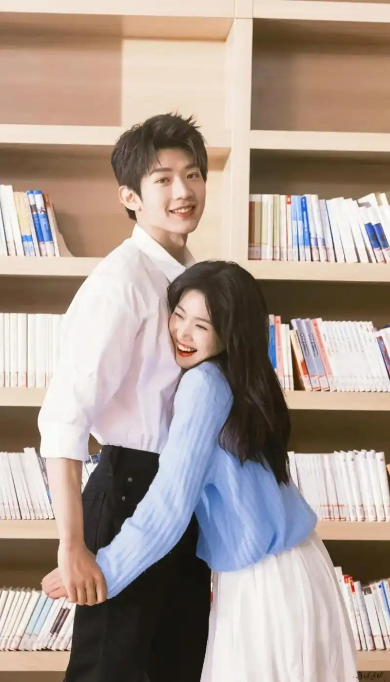 甜甜的校园剧谁不爱啊啊啊,最后一集舍不得看010101#时光 - 抖