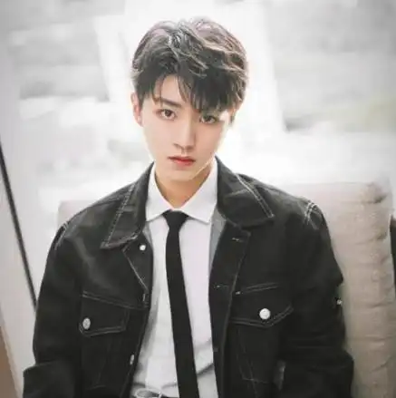 王俊凯:梦想之路上的多面达人,多才多艺的中国内地艺术明星!