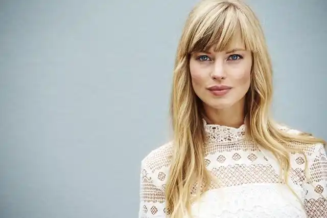 很多我们熟知得明星,名人都是外国籍的.在国际上来说已经是外国人了.