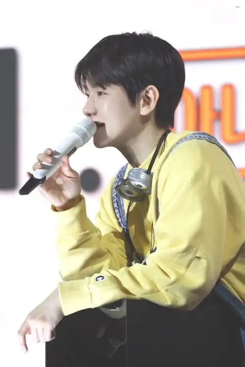 边伯贤#这个姐姐拍的都超级好 特别特别可爱cr bbobona