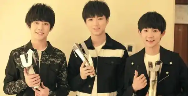 厂妹出身,两个儿子皆是国内翘楚,其实真正厉害的是易烊千玺亲妈