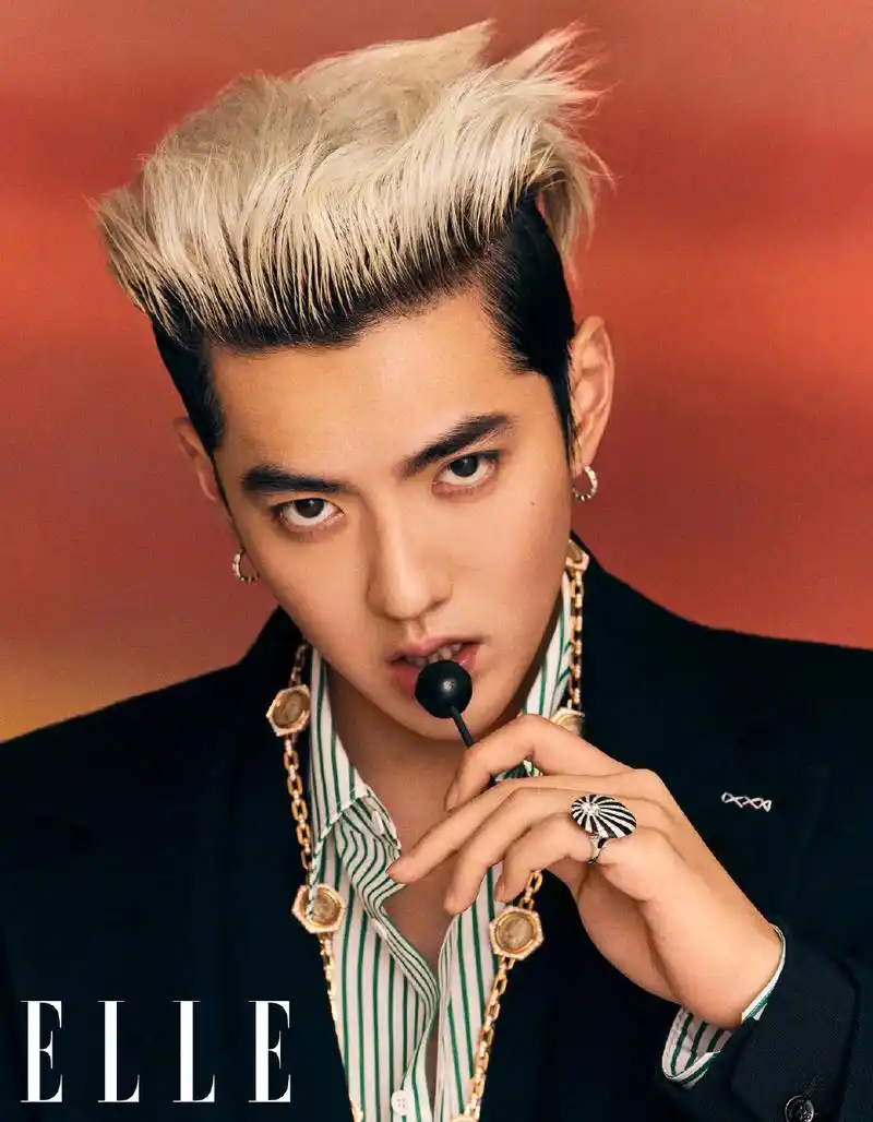 《elle》吴亦凡8月刊内页大片分享 赛车手吴亦凡用"速度"掌控自己的