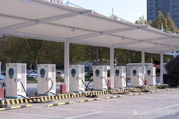 智能充电站联网使用方法 随着电动汽车的普及,智能充电站也越来越常见