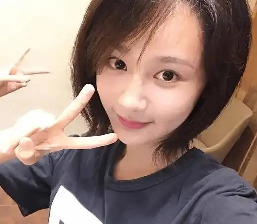 有种"整容"叫杨紫卸妆,平时模样一般般,素颜让直男一眼就沦陷