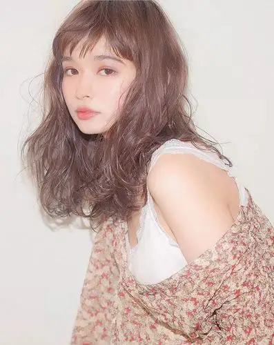 女神级中长发微卷,中长发图片-第2图,发型图片