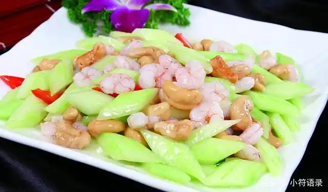 家常菜:青瓜炒虾仁,茄子肉末,水蒸蛋的做法