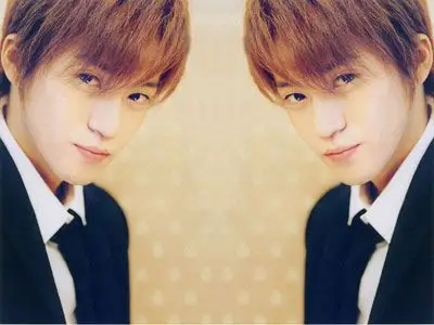 中文:小栗旬读音:xiao li xun日文:小栗旬读音:おぐり しゅん误读:小