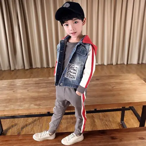 帅气炫酷男童装,点亮宝贝的缤纷童年