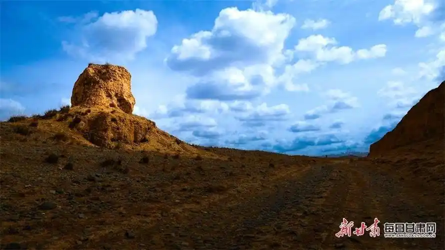 "露天长城博物馆"山丹峡口古城掠影_甘肃_媒体_摄影