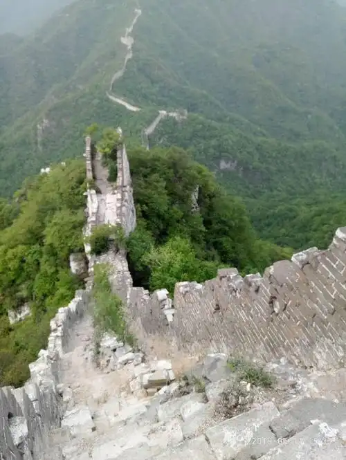 挑战险峻奇的北京箭扣长城