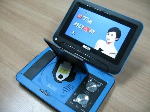 厂家供应中性王牌9寸移动dvd,便携式移动dvd带小电视3d高清