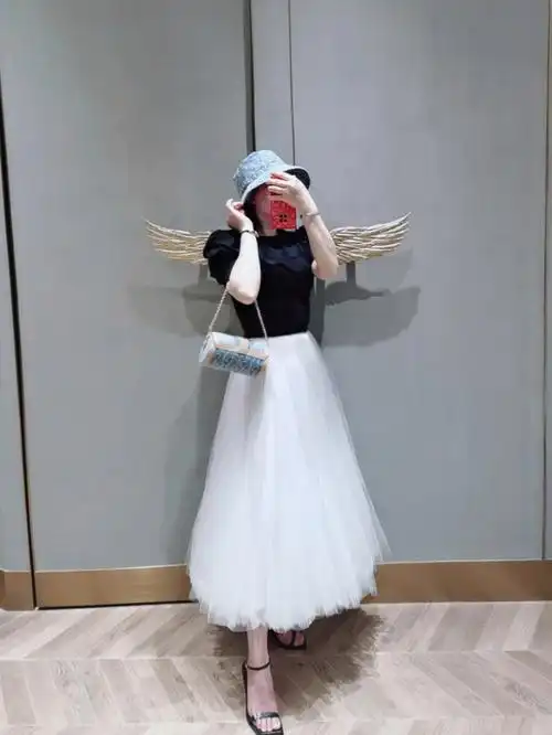 夏日仙气飘飘性感泡泡袖上衣白色纱纱裙