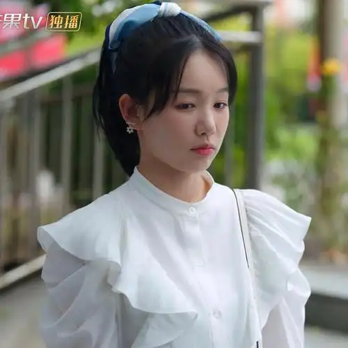 格里秘密丁羡徐梦洁同款白色衬衫韩式大码荷叶衬衫