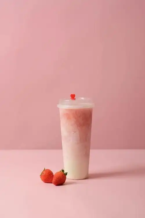 开车14km为了这块06熟草莓芝士