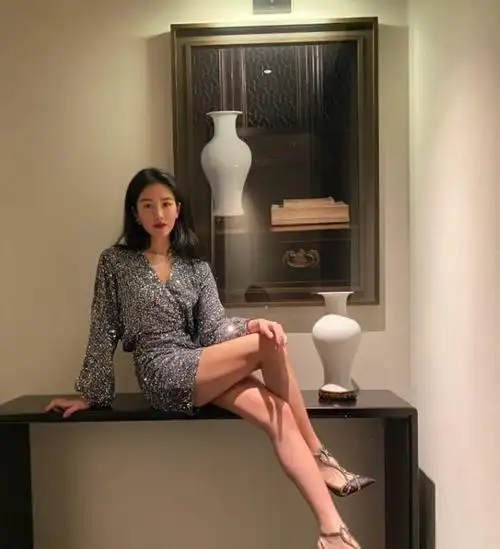 钰:挖走刘亦菲背后的男人,嫁相差30岁金主,她到底为了啥|黄轩|陈金飞