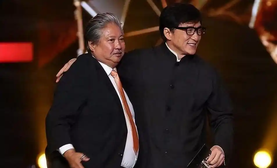 洪金宝亲口承认送范爷房子!范丞丞身份遭曝光,网友:意料之中!