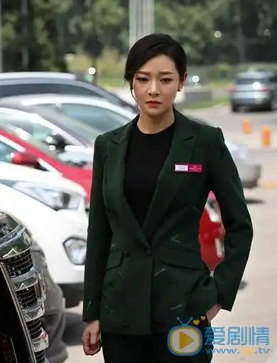 我的体育老师最新剧照_田野高清剧照