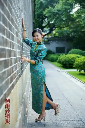 【转载】古镇旗袍2