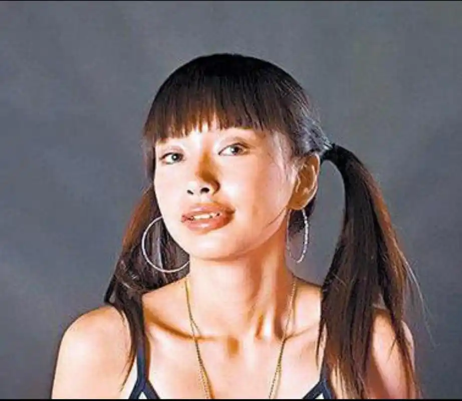 从龅牙妹到天仙女,angelababy脱胎换骨成功逆袭,如今美出天际