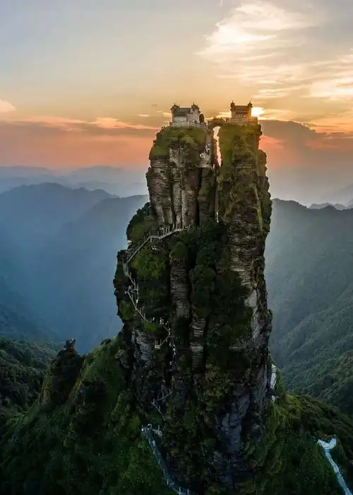 其它 梵天净土——梵净山 写美篇新金顶(红云金顶),海拔2336米,垂直高